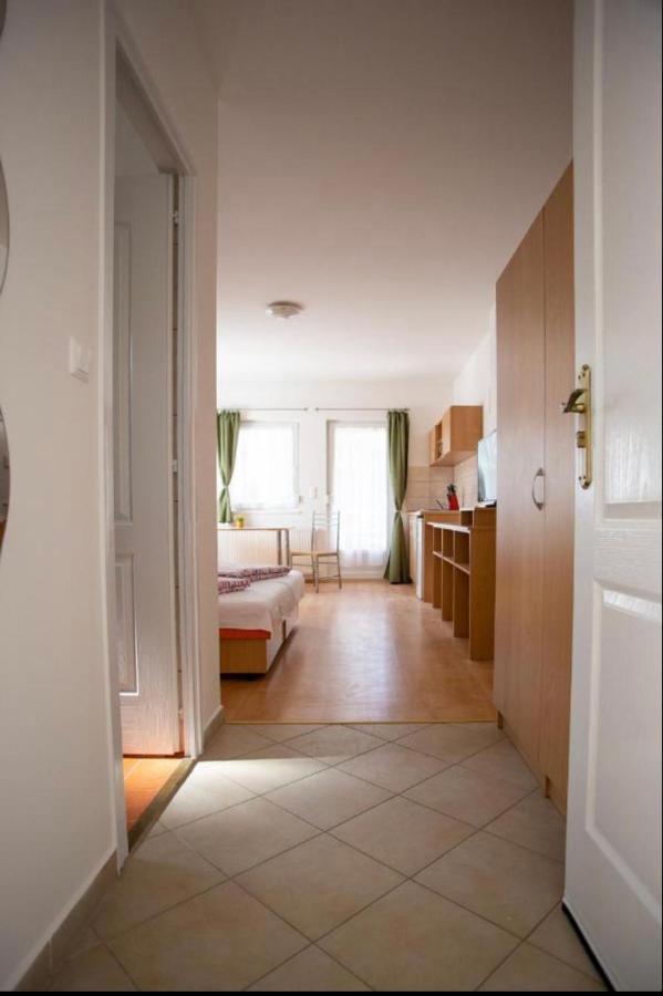 Bonita Apartmanház Appartamento Zalakaros Esterno foto