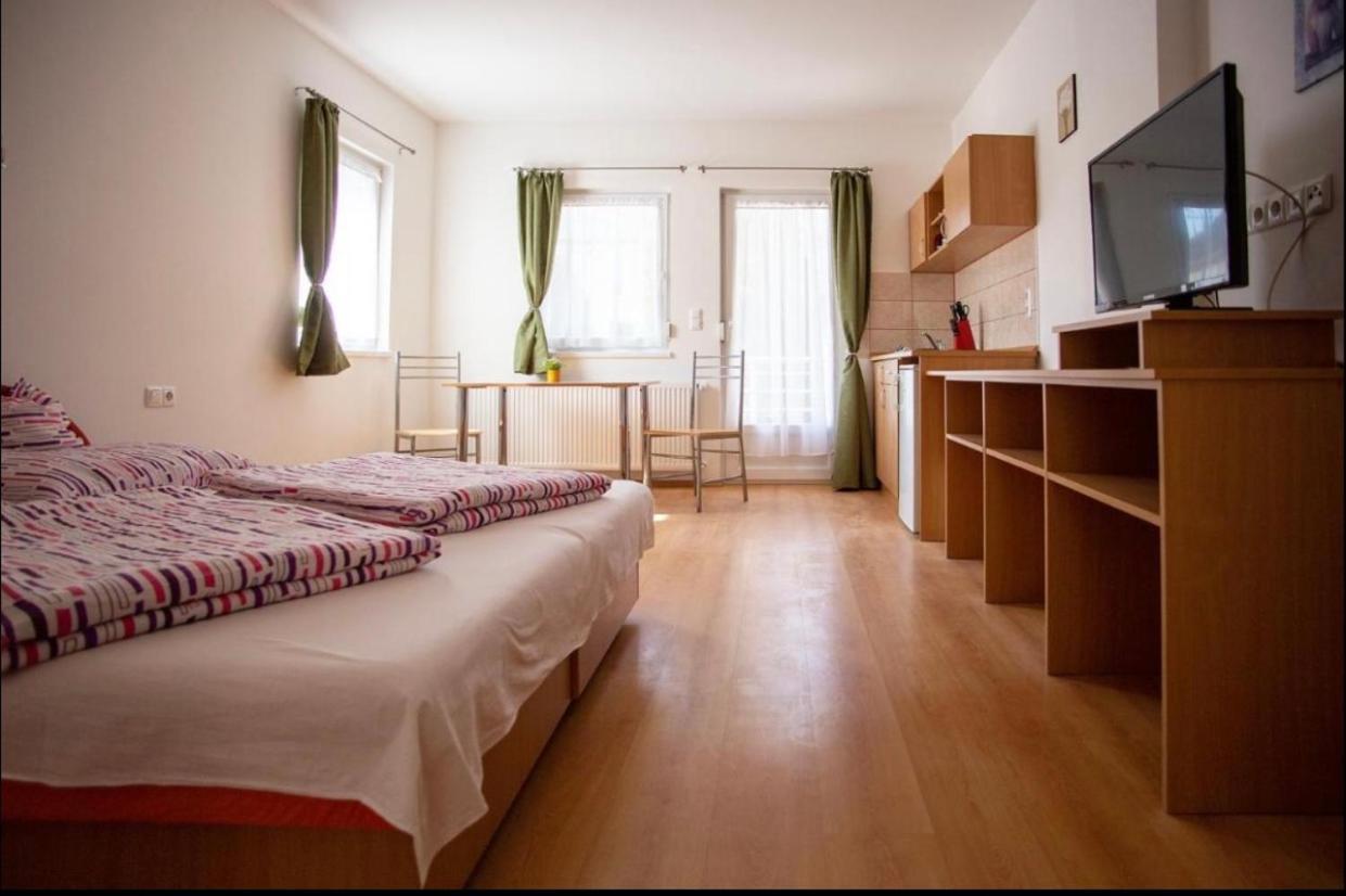 Bonita Apartmanház Appartamento Zalakaros Esterno foto