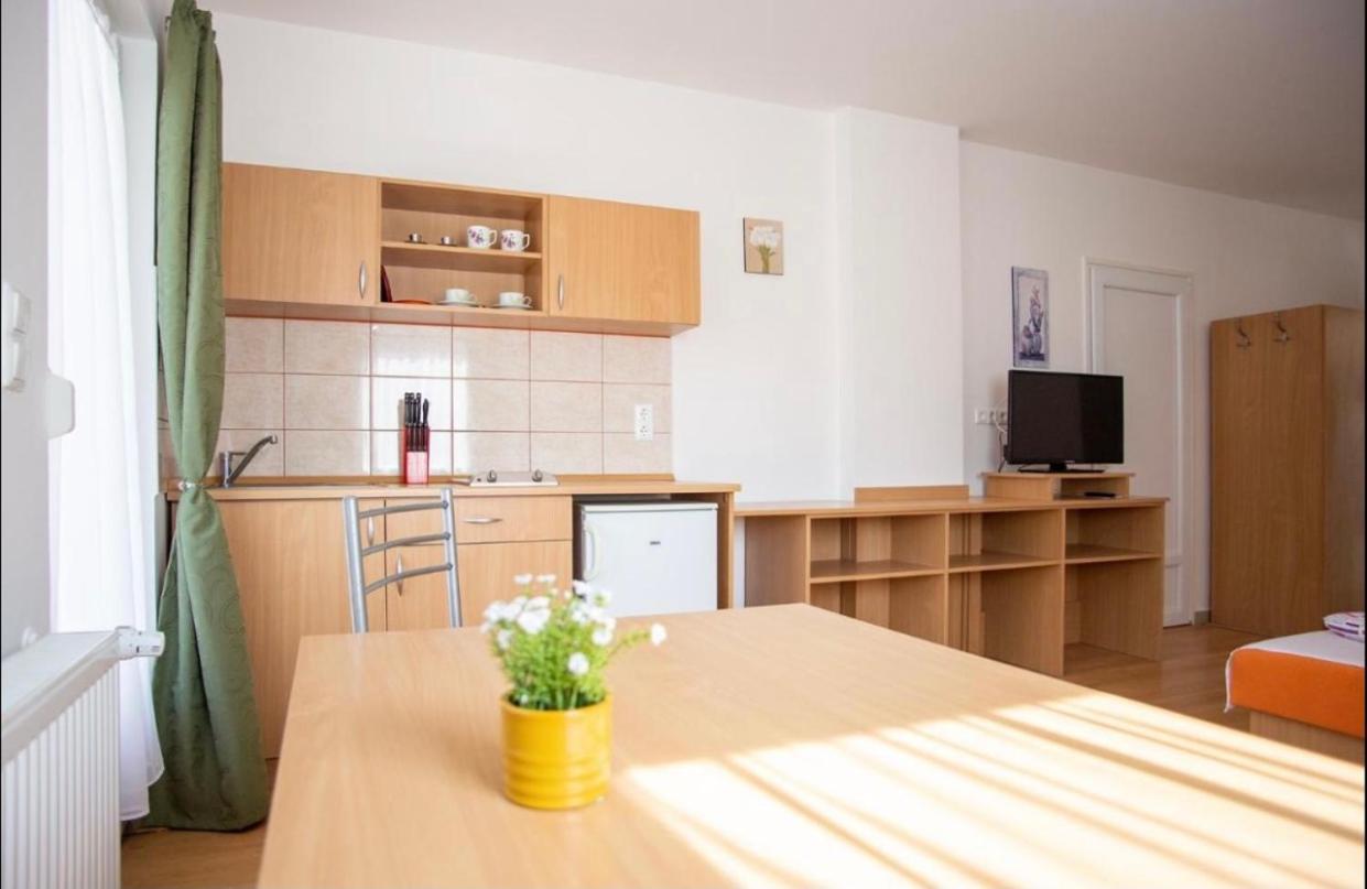 Bonita Apartmanház Appartamento Zalakaros Esterno foto