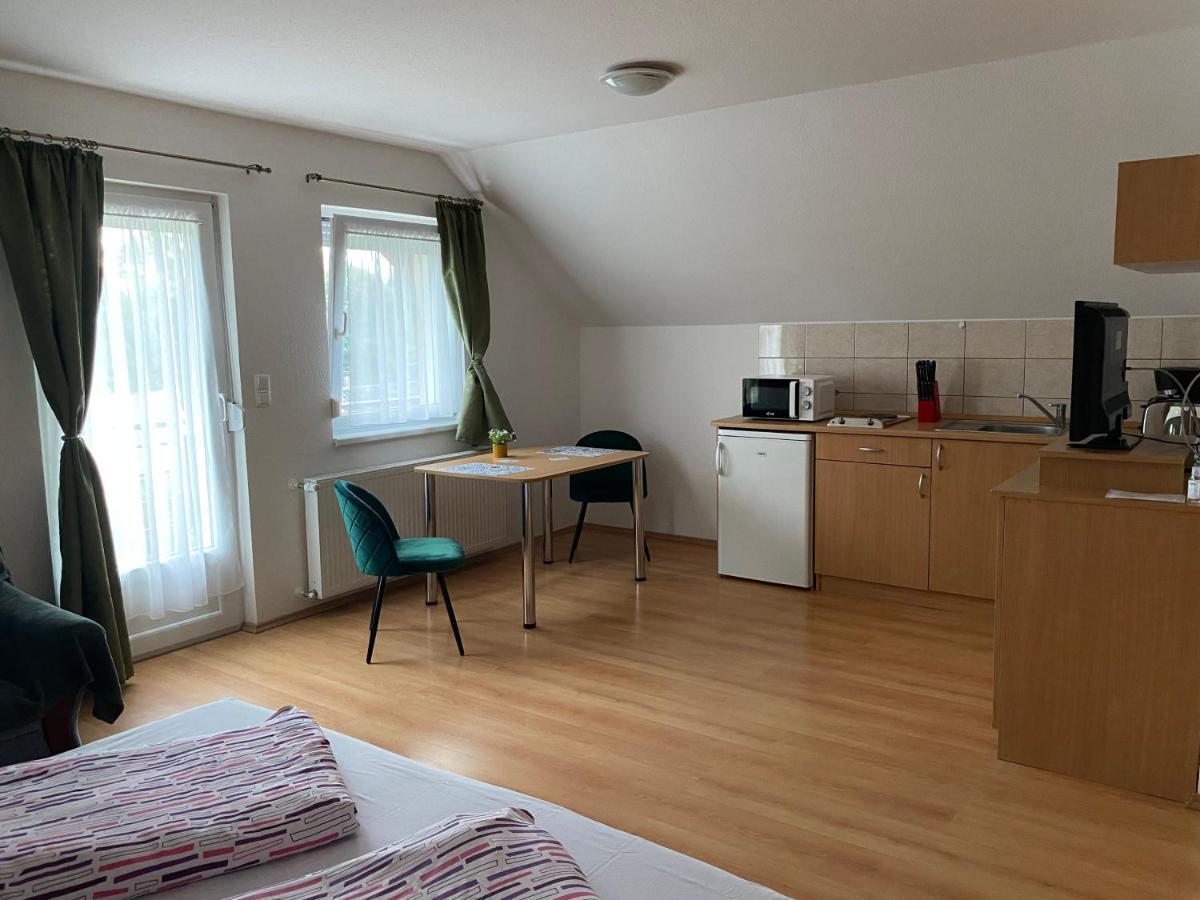 Bonita Apartmanház Appartamento Zalakaros Esterno foto