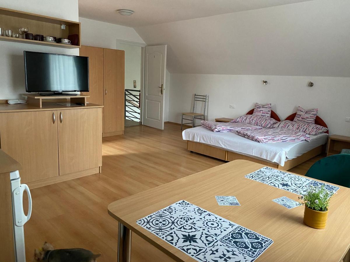 Bonita Apartmanház Appartamento Zalakaros Esterno foto