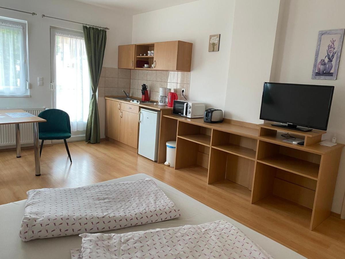 Bonita Apartmanház Appartamento Zalakaros Esterno foto